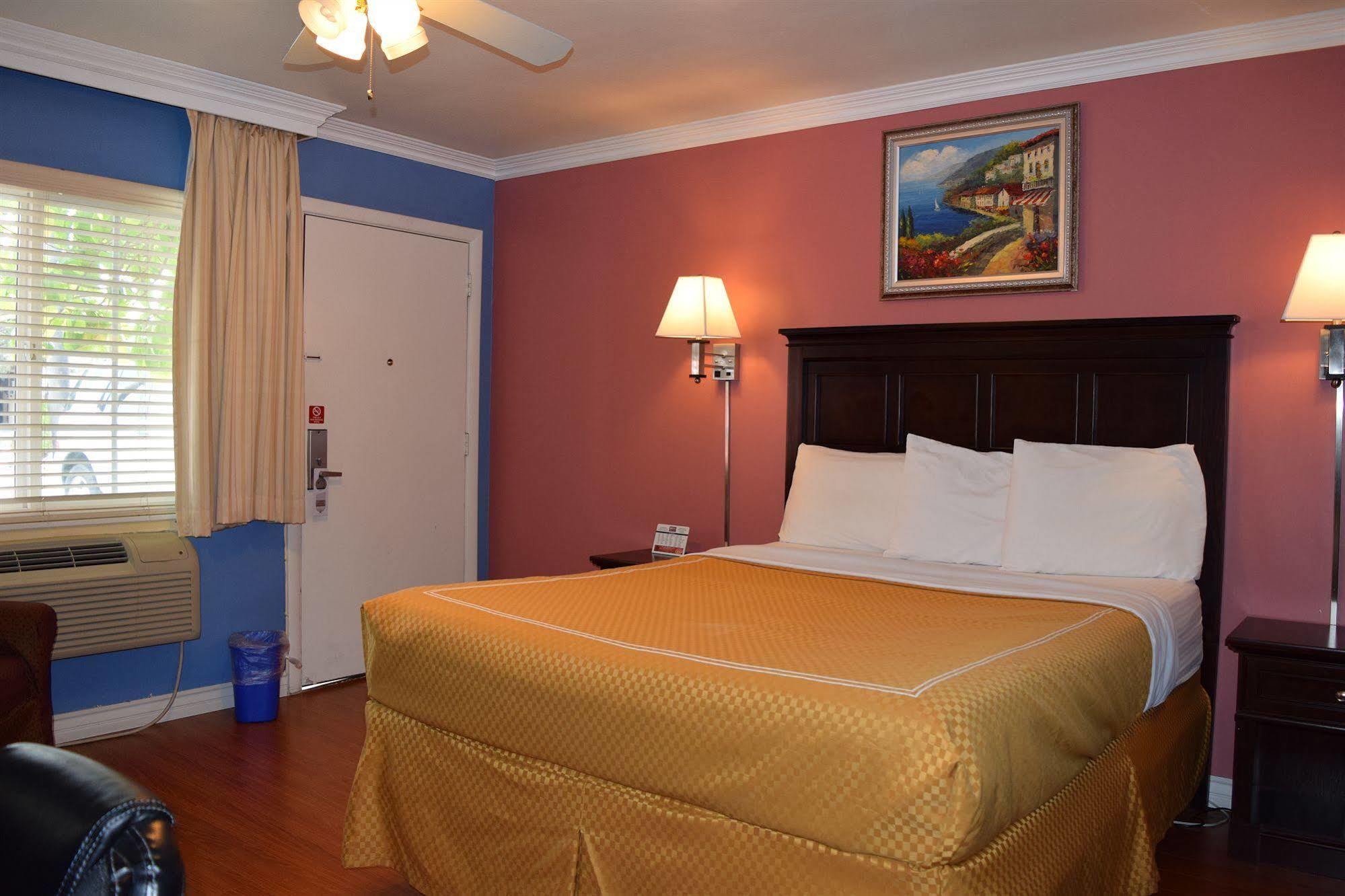 Rose Garden Motel Santa Bárbara